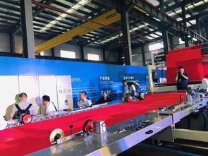 智能制造再升級(jí) 邵陽(yáng)紡機(jī)同步發(fā)布新型拉幅定形機(jī)與氣液染色機(jī)，以變頻技術(shù)驅(qū)動(dòng)行業(yè)革新